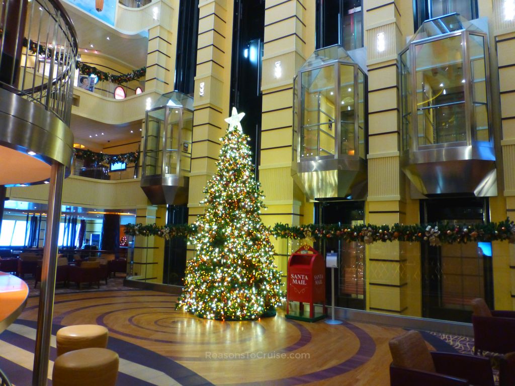 Christmas Cruises: How Lines Prepare For 25 December ...
